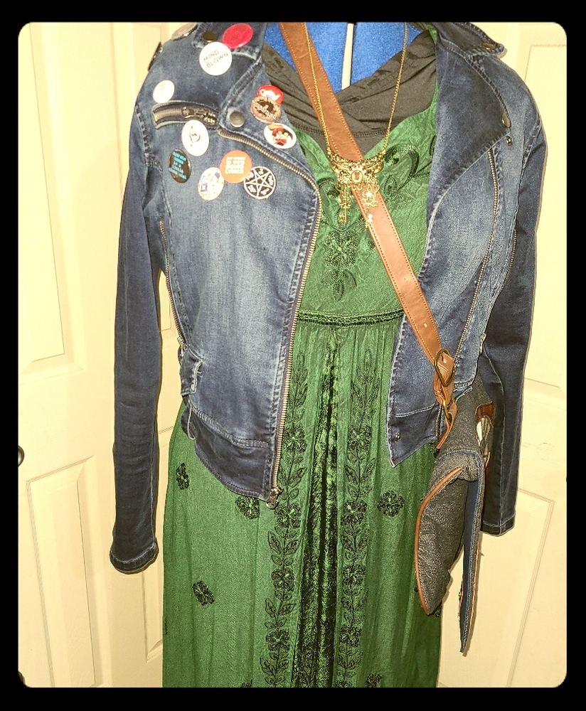 Green maxi dress